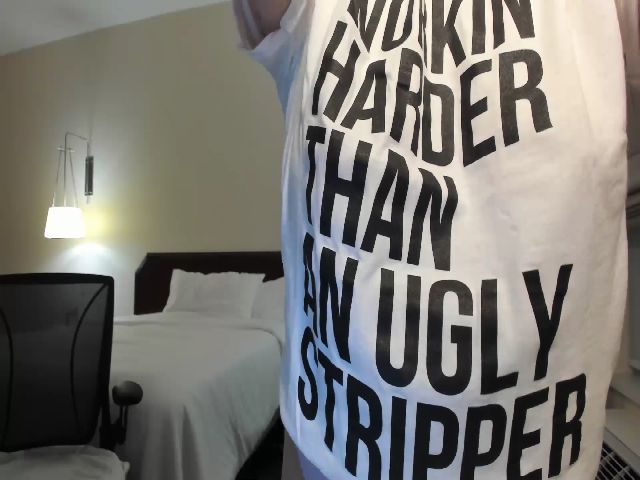 Live sex webcam photo for Serina_ #269186380