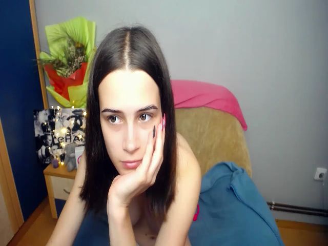 Live sex webcam photo for Vika_Hot_ #269194516