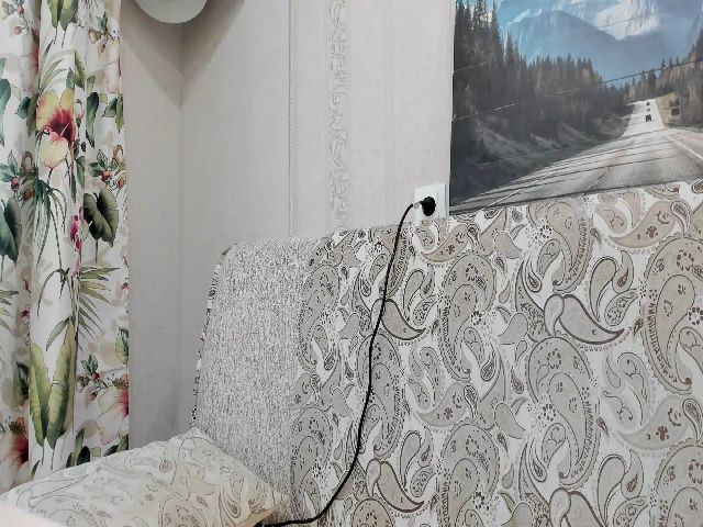 Live sex webcam photo for Megancity #269187174
