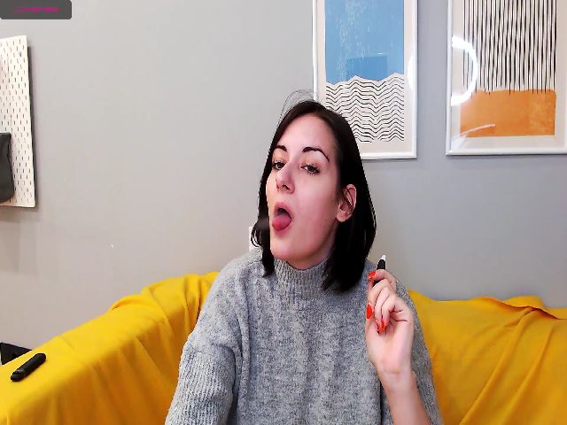 Live sex webcam photo for Elise_sweet #269185259