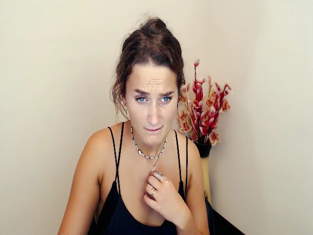 Live sex webcam photo for Felliciya #269195305