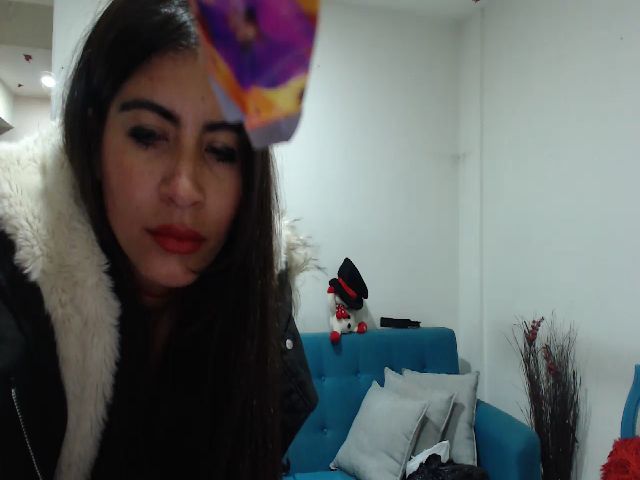 Live sex webcam photo for BLUE_DIAMOND3 #269187529