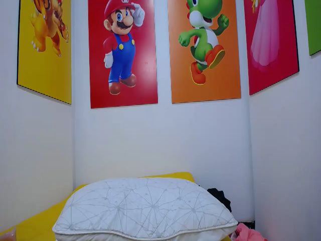 Live sex webcam photo for LeilaEvanns #269196853