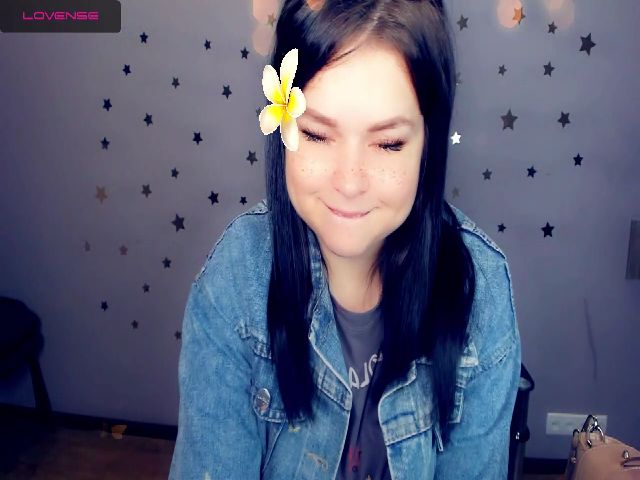 Live sex webcam photo for Sinnarey #269189483