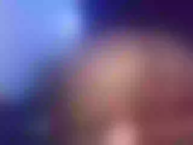 Live sex webcam photo for MegannGlow #269184141