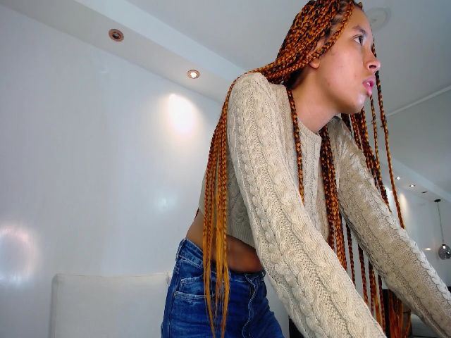 Live sex webcam photo for Valery_Ponce #269200950