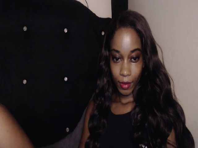 Live sex webcam photo for Enchantriss #269185385