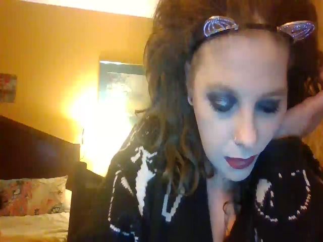 Live sex webcam photo for Binky18 #269189778