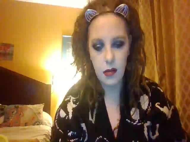 Live sex webcam photo for Binky18 #269190704