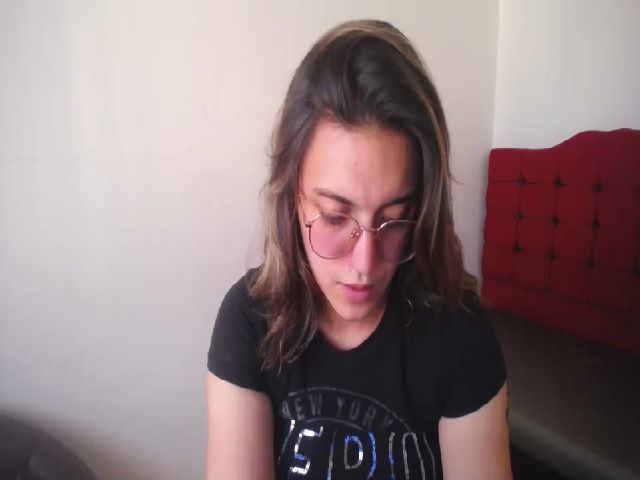 Live sex webcam photo for Carolinforbes #269203007