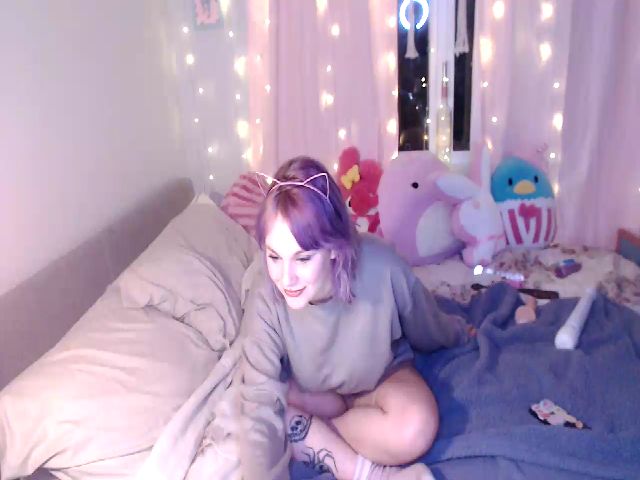 Live sex webcam photo for cherryfaeriee #269184483