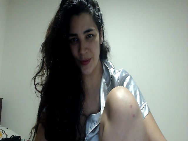 Live sex webcam photo for Sweetsmile28 #269185050