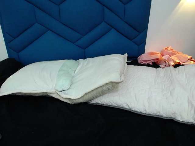 Live sex webcam photo for Briggitte- #269183736