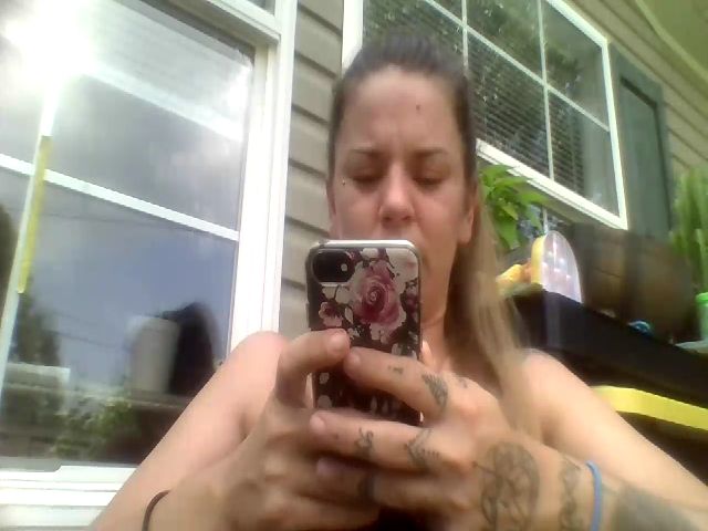 Live sex webcam photo for promiscuous70 #269197222