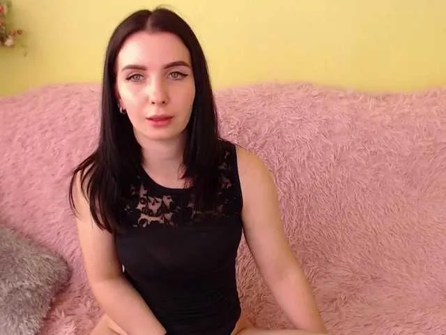 Live sex webcam photo for Petitemiss4u #269220929