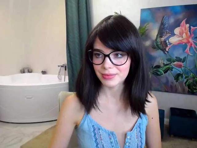 Live sex webcam photo for RaspberryJjam #269215641