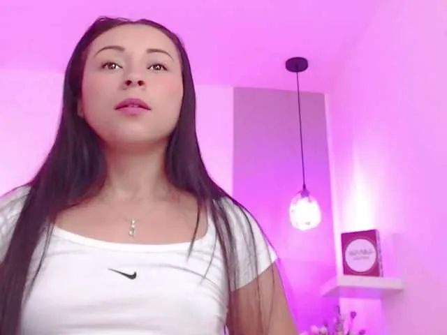 Live sex webcam photo for carla990 #269205498