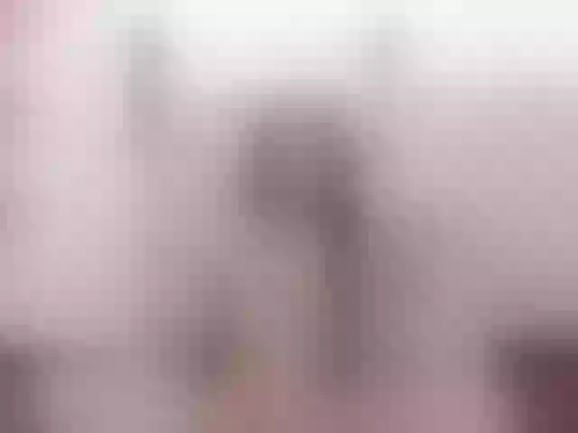 Live sex webcam photo for girlshot21 #269204630