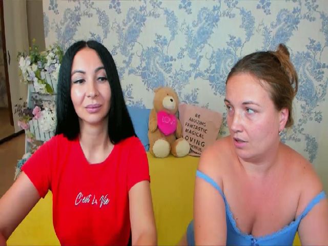 Live sex webcam photo for NikaRysa #269206988