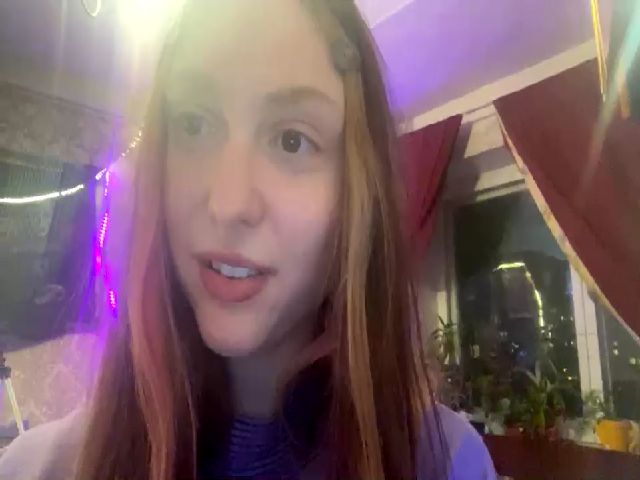 Live sex webcam photo for MadFrau #269218737