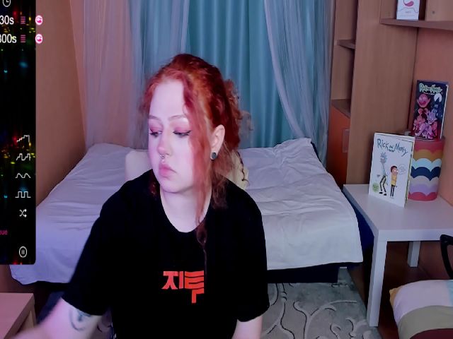 Live sex webcam photo for BitchofSun #269224393