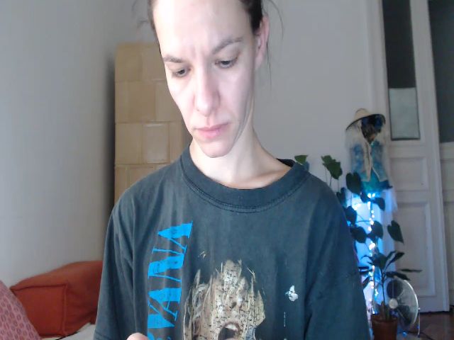 Live sex webcam photo for PetitePinkie #269225421