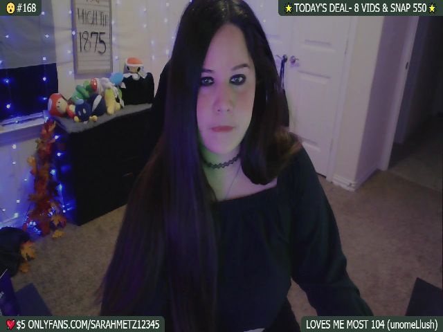 Live sex webcam photo for SassySarah94 #269206446