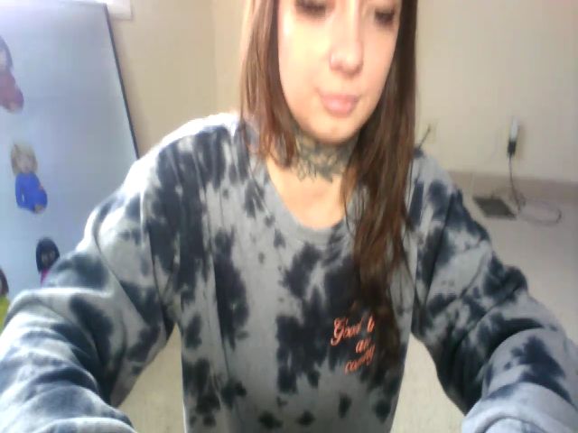 Live sex webcam photo for IllusionBby #269223908