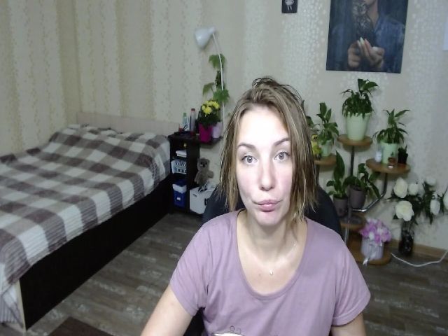 Live sex webcam photo for Emi_lywild #269207990