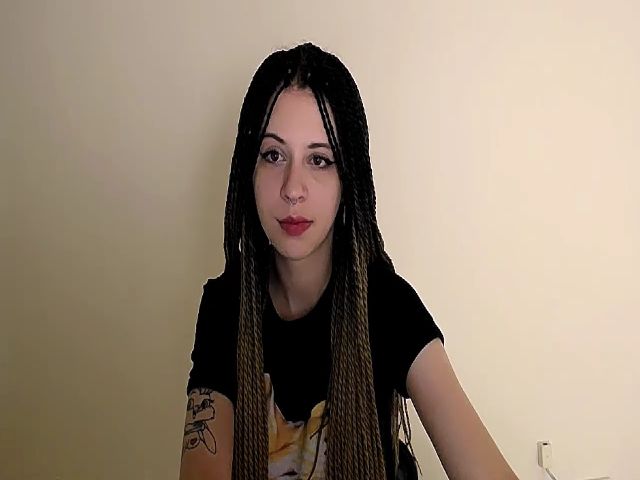 Live sex webcam photo for FayVikky #269217079