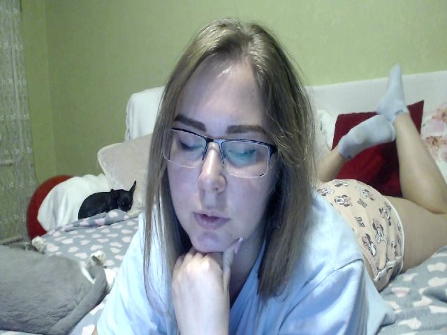 Live sex webcam photo for Scarlet_Johan #269223804