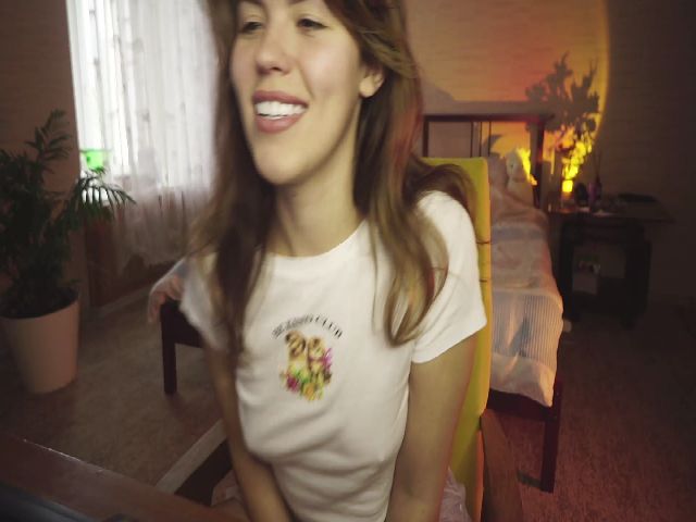 Live sex webcam photo for JannieJoo #269216919