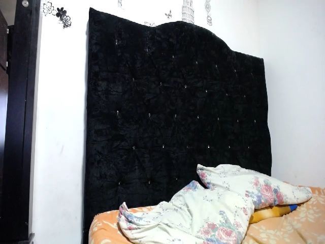 Live sex webcam photo for GracieVice #269206327