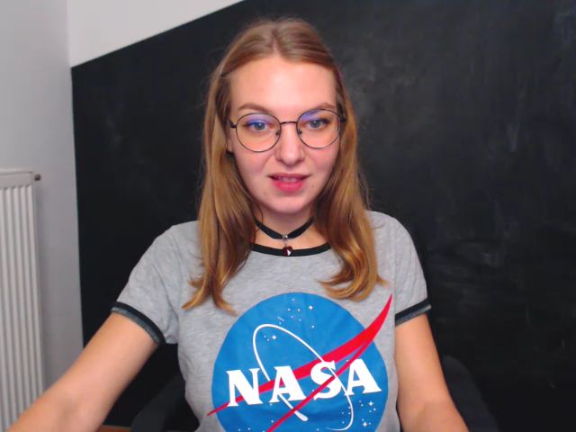 Live sex webcam photo for JettySise #269208402