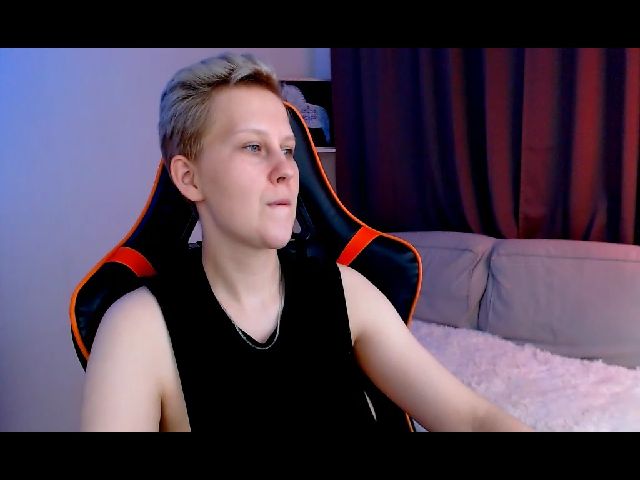 Live sex webcam photo for Oh_daisy #269225108