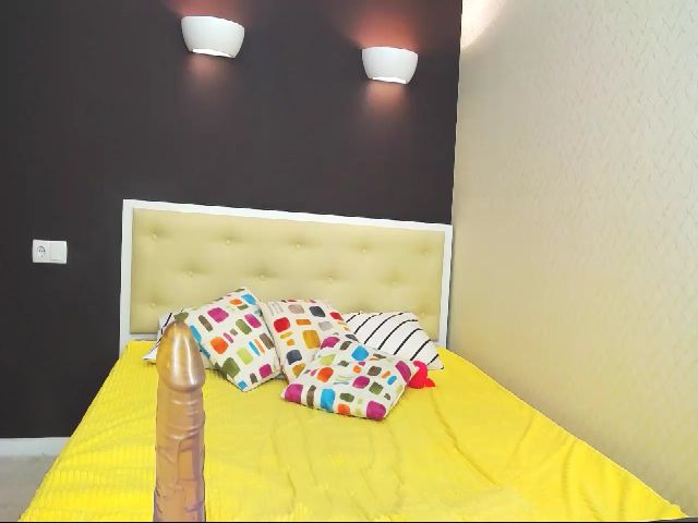 Live sex webcam photo for Myla_Clark #269206415