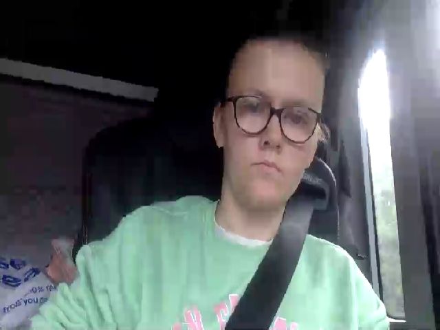 Live sex webcam photo for SexyHotSlut3 #269216270