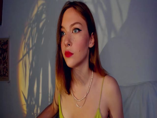 Live sex webcam photo for Aliceum #269209173