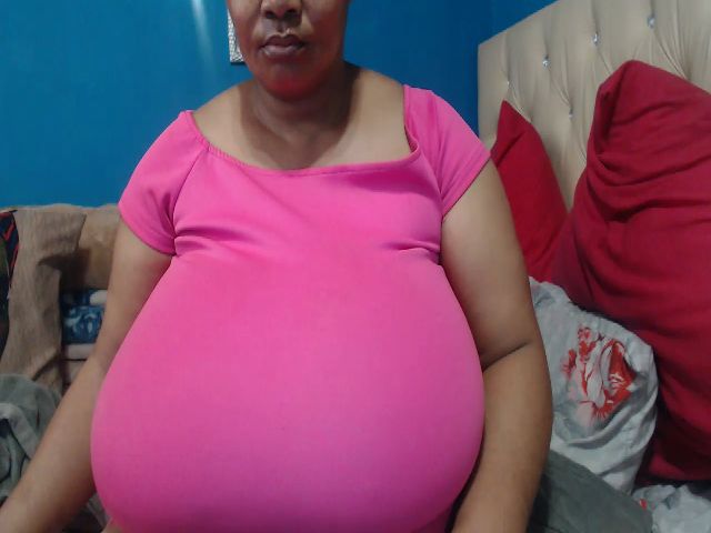 Live sex webcam photo for EbonyxBBW #269210832