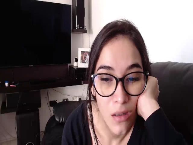 Live sex webcam photo for Emily_esp #269216650