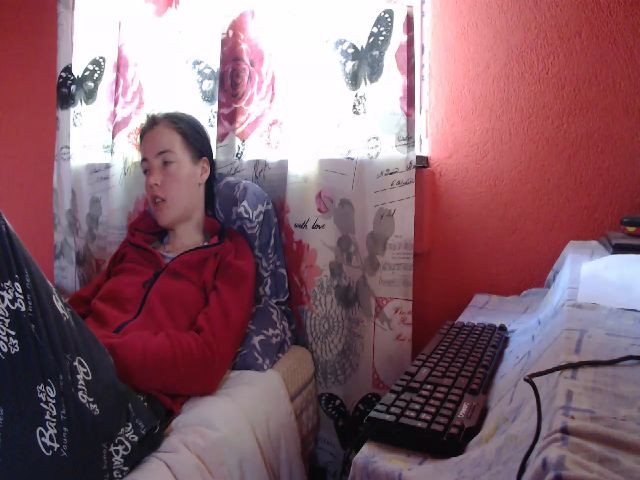 Live sex webcam photo for HOT_JULLYXXX #269218674