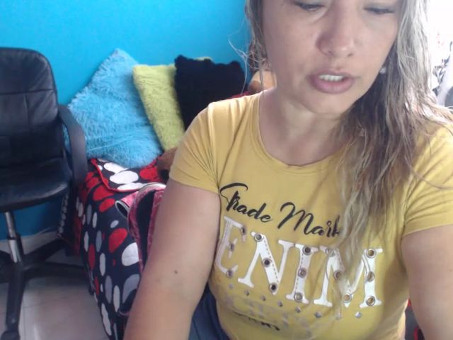 Live sex webcam photo for AntonelaConti #269216617