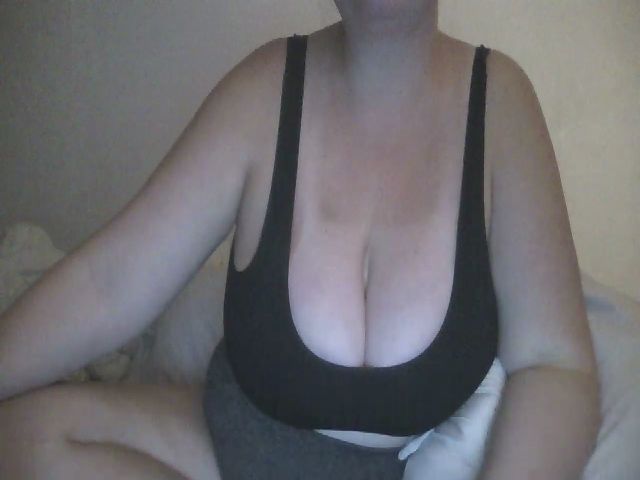 Live sex webcam photo for DestinyDay3 #269204107