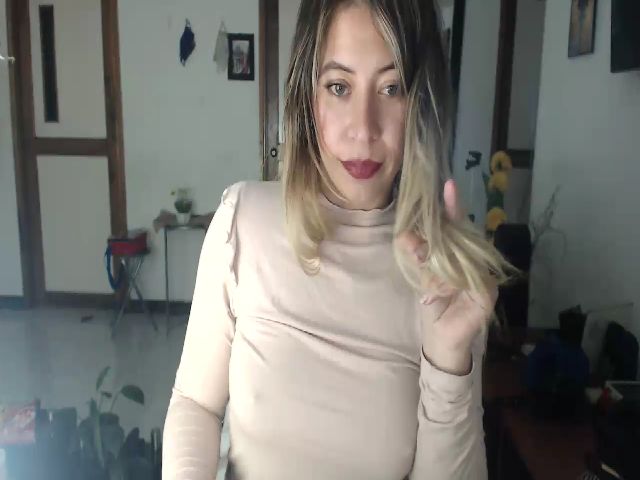 Live sex webcam photo for Ammylover #269207419