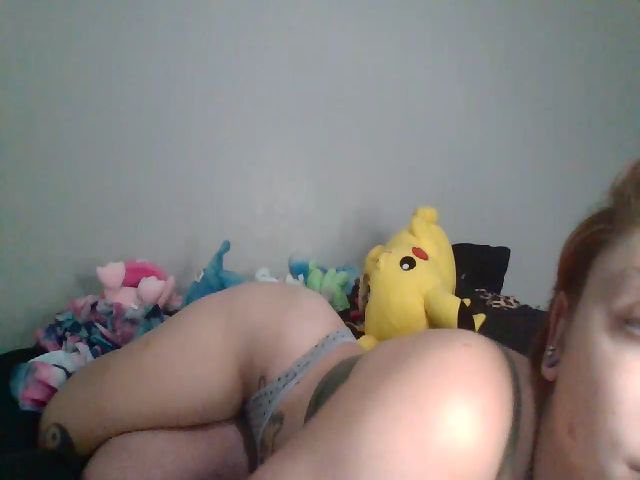 Live sex webcam photo for LilRedSugar #269206840