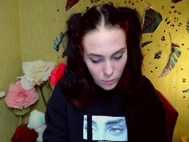 Live sex webcam photo for Lillit_Mars #269218955