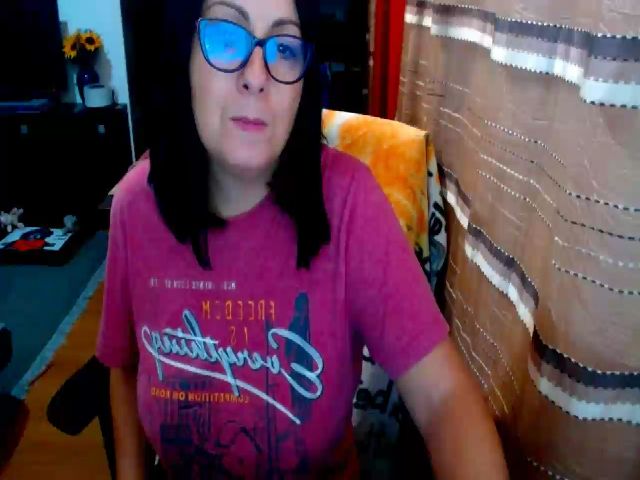 Live sex webcam photo for Ella_Sunshine #287890719