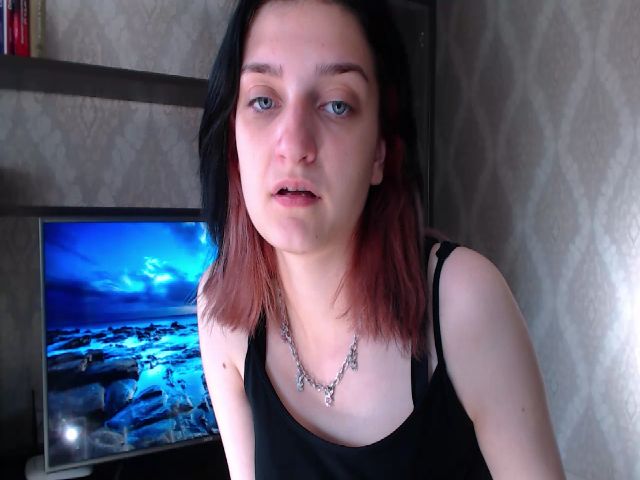 Live sex webcam photo for MoraCos #269216928