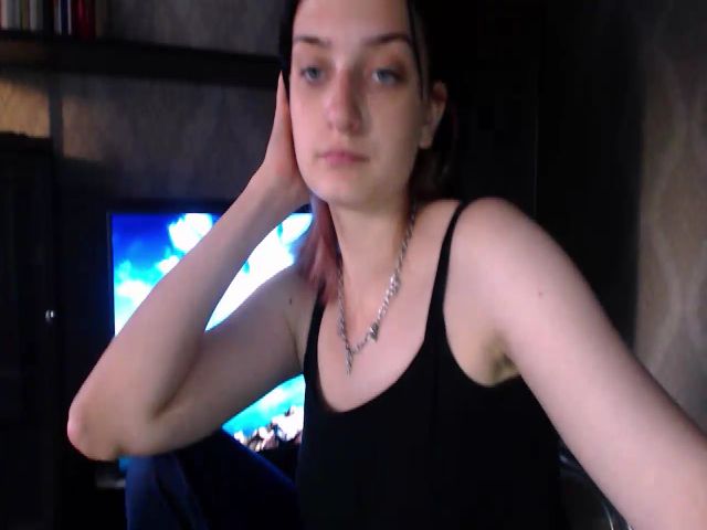 Live sex webcam photo for MoraCos #269218037