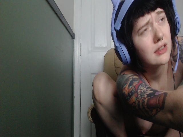 Live sex webcam photo for CognitivePunk #269211572